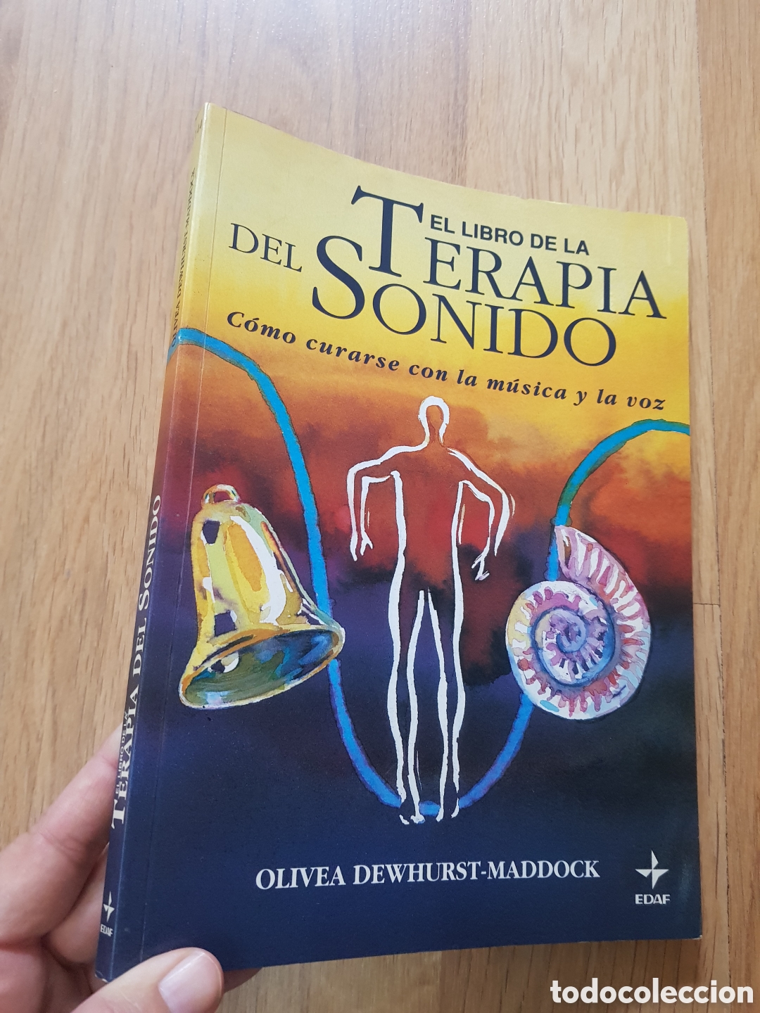 Libros de segunda mano: El libro de la terapia del sonido. - Foto 1