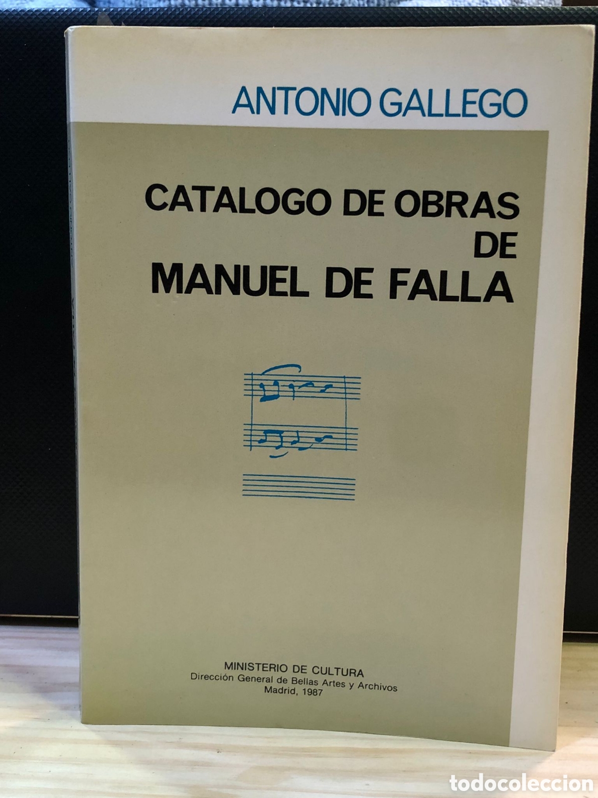 Libros de segunda mano: Cat&aacute;logo de obras de Manuel de Falla - Antonio Gallego - Foto 1