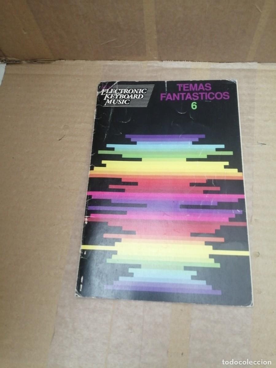 Livres d'occasion: F&aacute;cil Electronic Keyboard Music, Temas Fant&aacute;sticos 6