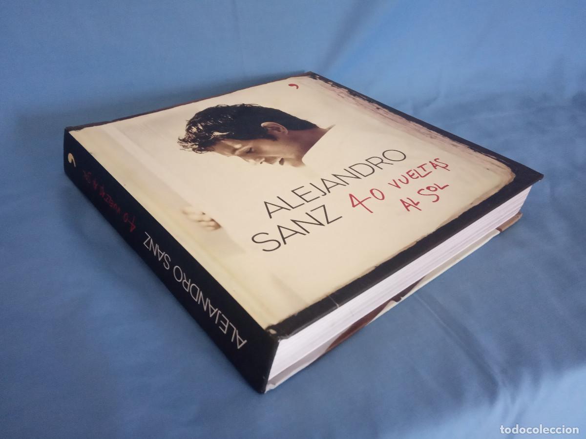 Libros de segunda mano: Libro Alejandro Sanz - 40 Vueltas al Sol - Foto 2
