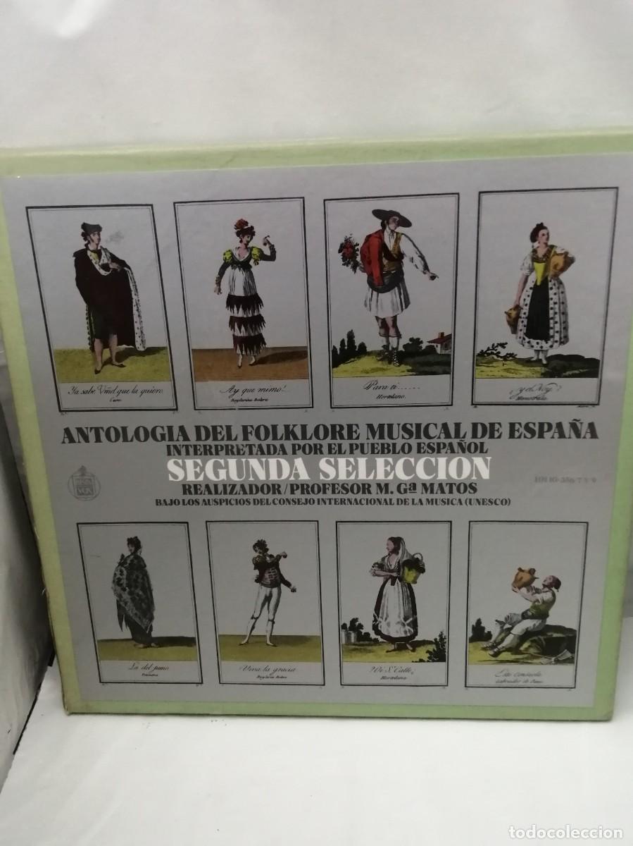 Livres d'occasion: Antolog&iacute;a del Folklore Musical de Espa&ntilde;a, 2&ordf; selecci&oacute;n (Caja con cuadernillo 40 P&aacute;ginas + 4 Vinilos)
