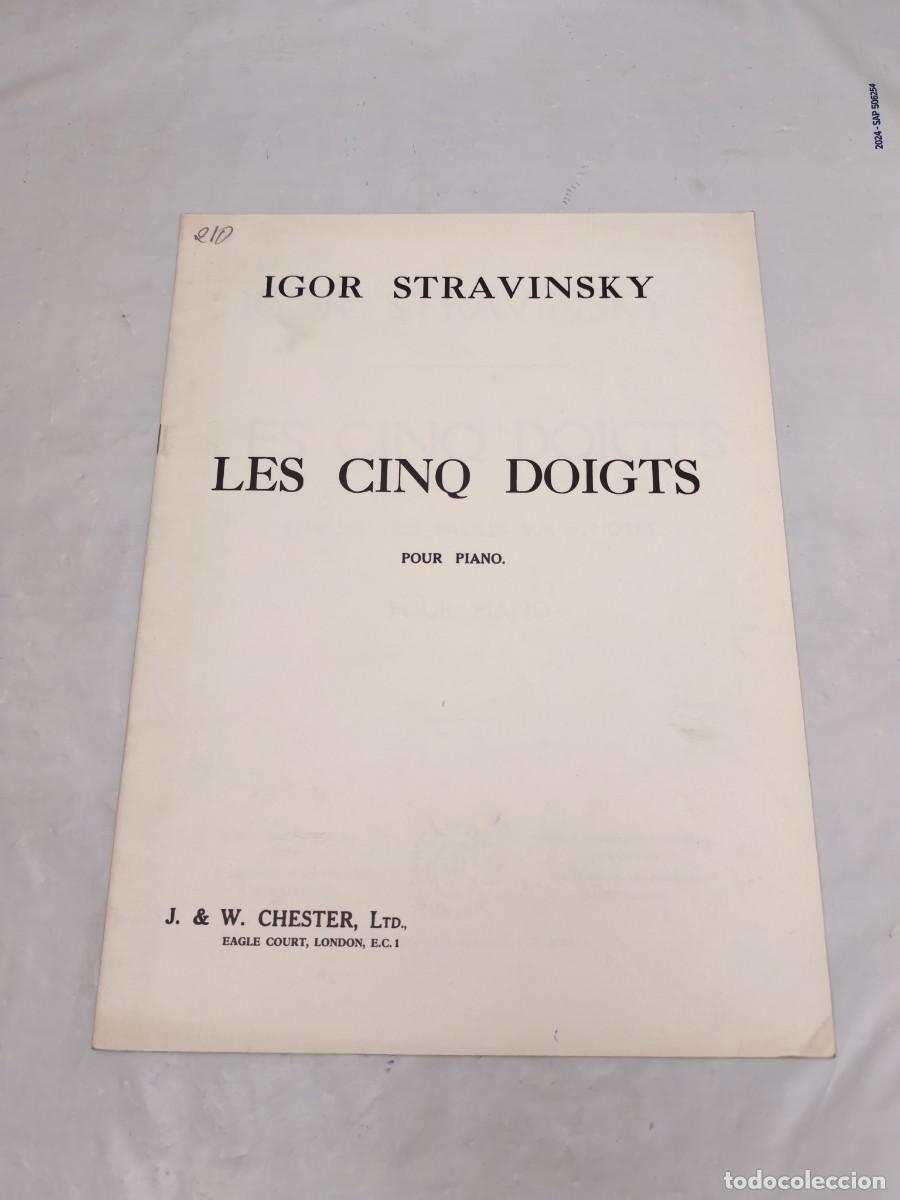 Second hand books: Les cinq doigts. 8 pi&egrave;ces tr&egrave;s faciles sur 5 notes. Pour piano