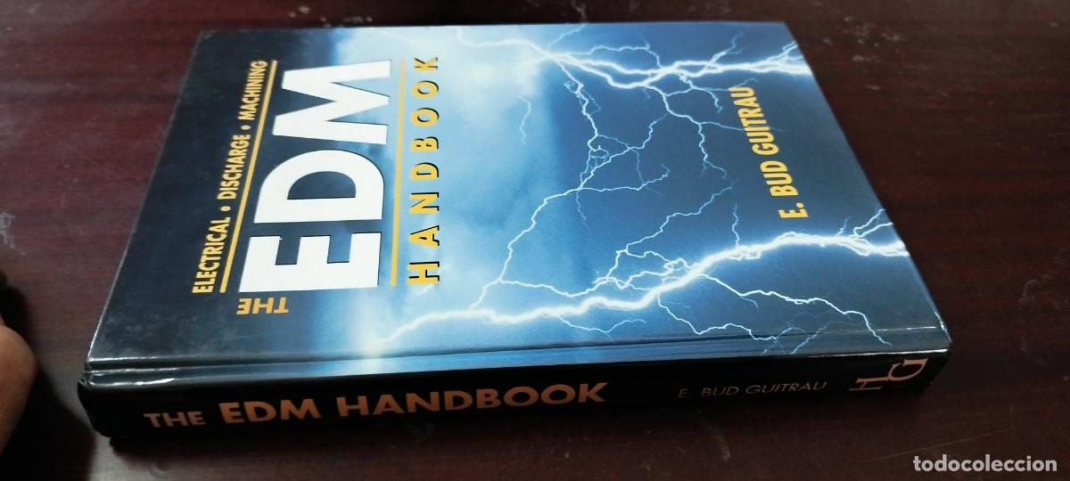 Libros de segunda mano: THE EDM HANDBOOK / BUD GUITRAU / en ingles: EL MANUAL DE MUSICA ELECTRONICA