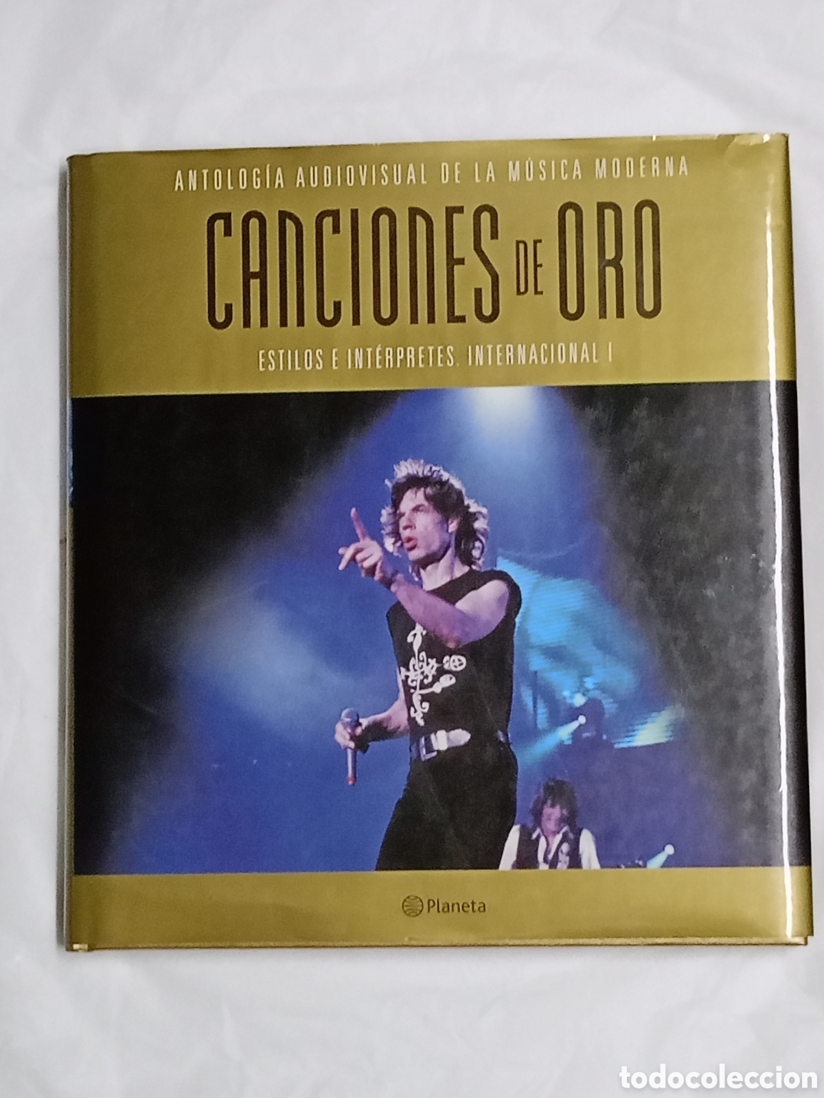 Second hand books: primer volumen de la colecci&oacute;n &rdquo;Canciones de Oro: Antolog&iacute;a Audiovisual de la M&uacute;sica Moderna&rdquo; public