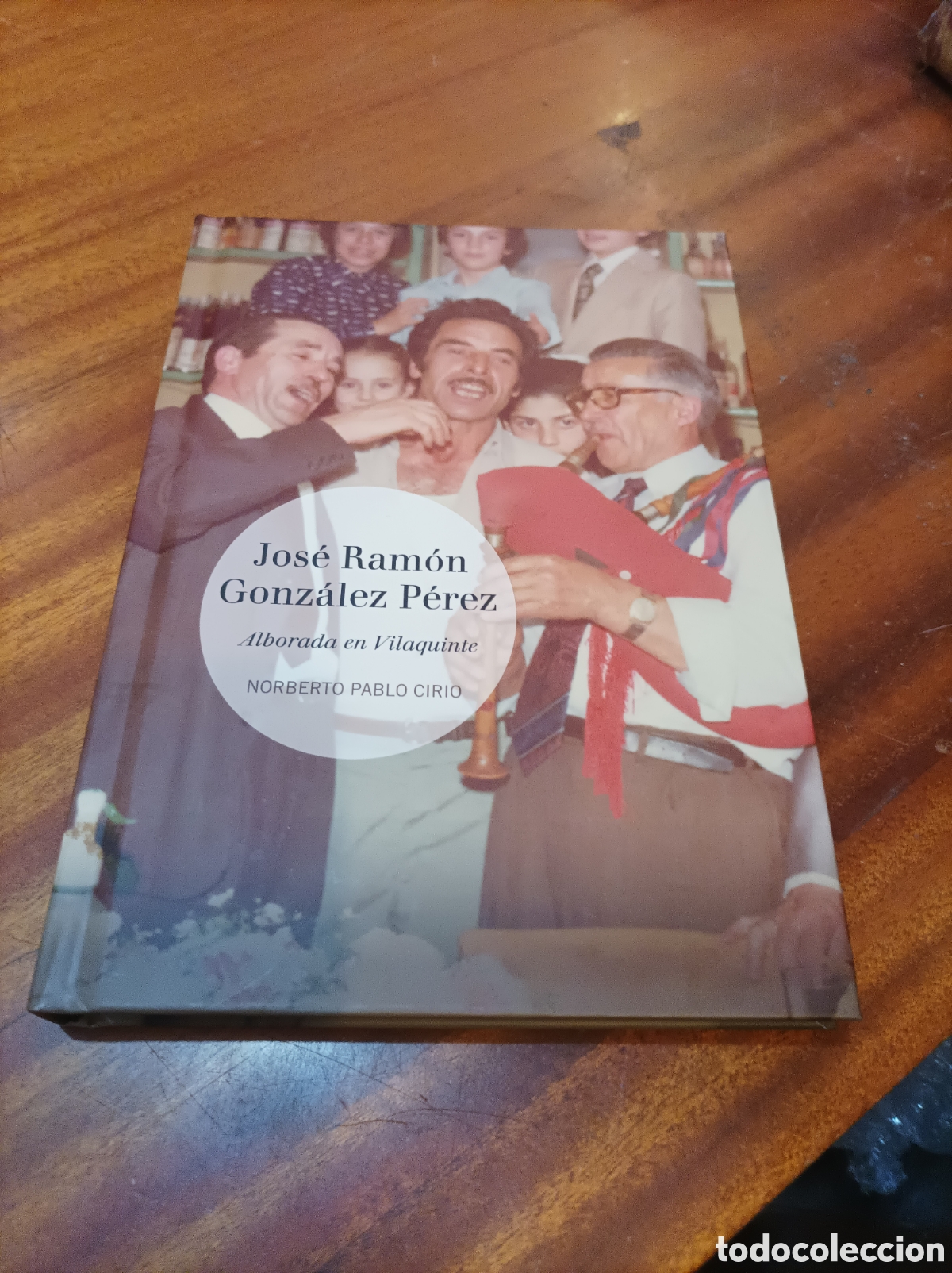 Libros de segunda mano: ALBORADA EN VILAQUINTE.JOSE RAMON GONZ&Aacute;LEZ PEREZ.CON CD.