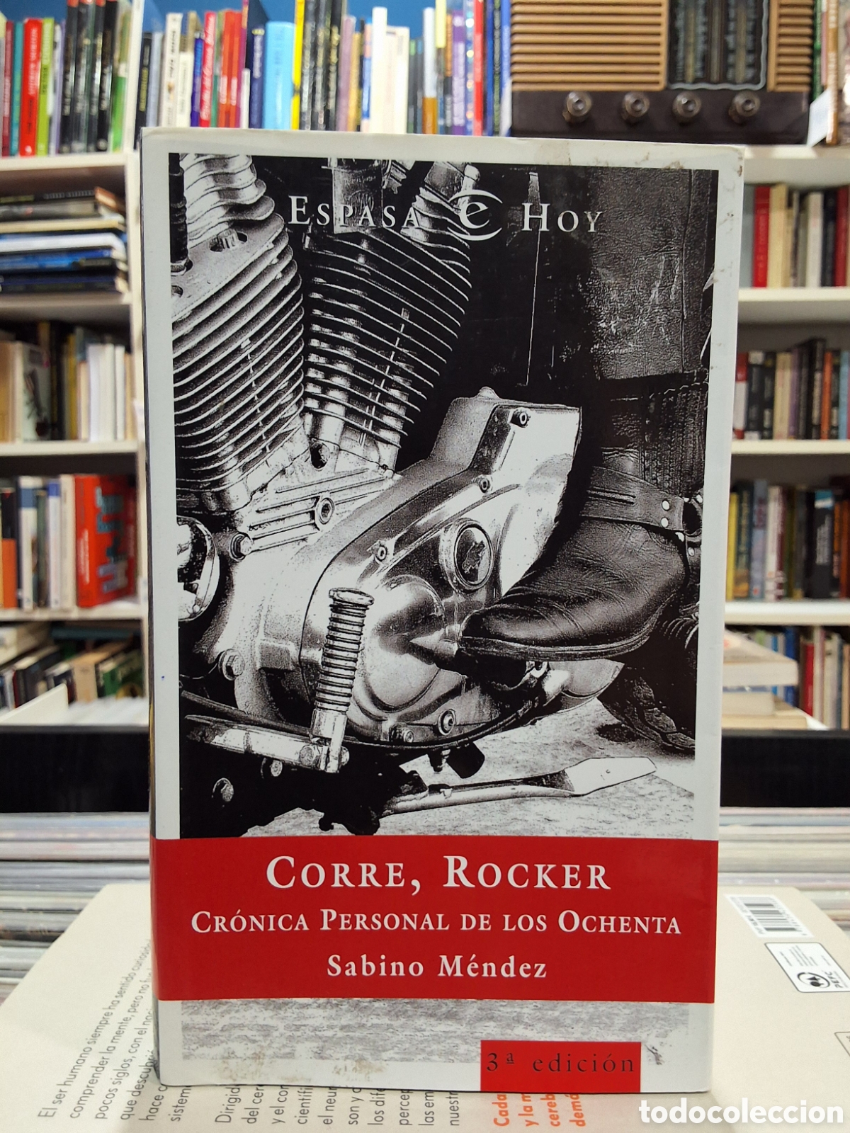 Libros de segunda mano: CORRE, ROCKER - CR&Oacute;NICA PERSONAL DE LOS OCHENTA - SABINO M&Eacute;NDEZ - ROCK - ENV&Iacute;O DESDE 1,50 &euro;