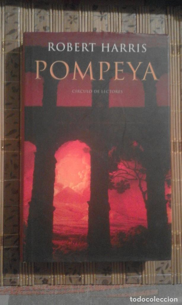 Libros de segunda mano: Pompeya - Robert Harris - Foto 1
