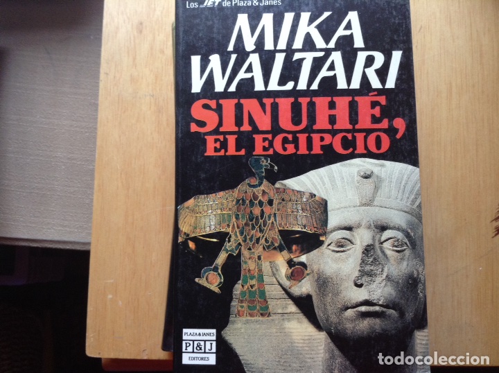 Libros de segunda mano: Sinu&eacute; el egipcio. Mika Waltari - Foto 1