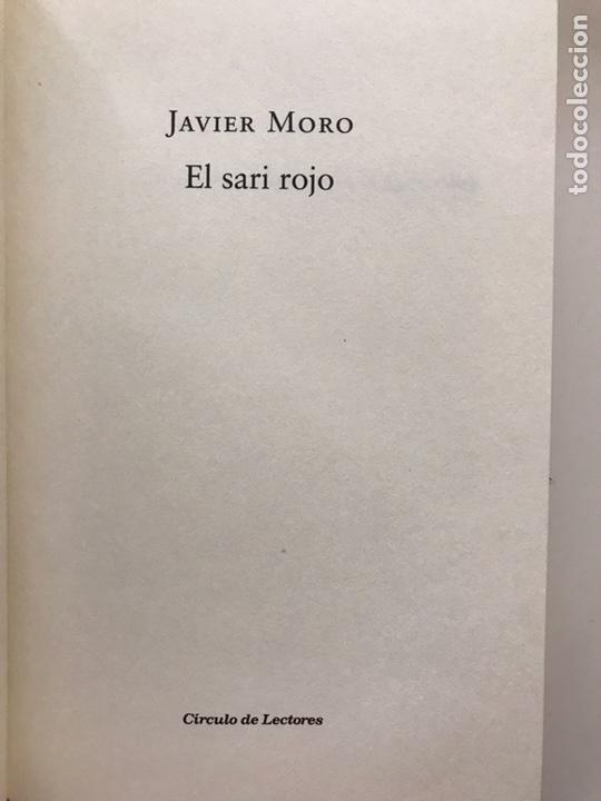 Libros de segunda mano: El sari rojo - Javier Moro - Foto 3
