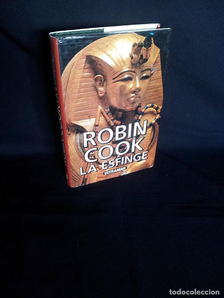 Libros de segunda mano: ROBIN COOK - LA ESFINGE - EDICIONES ULTRAMAR 1995 - Foto 1