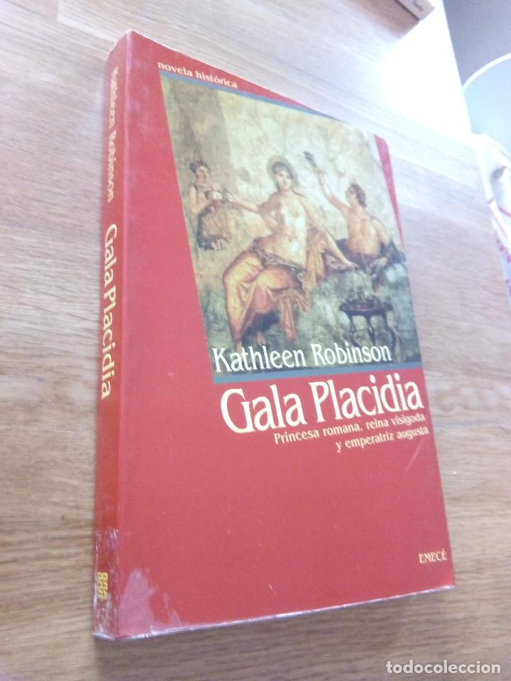 Libros de segunda mano: GALA PLACIDA / KATHLEEN ROBINSON . - Foto 1