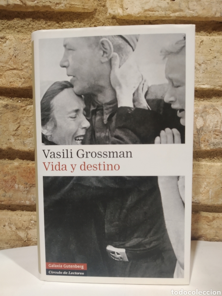 Libros de segunda mano: Vasili grossman. Vida y destino. Circulo de lectores. 2007.&nbsp;Galaxia Gutenberg