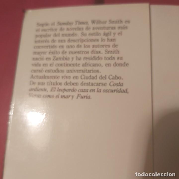 Libros de segunda mano: Wilbur Smith. El poder de la espada. Plaza Jan&eacute;s. Primera edici&oacute;n. 1989. - Foto 5