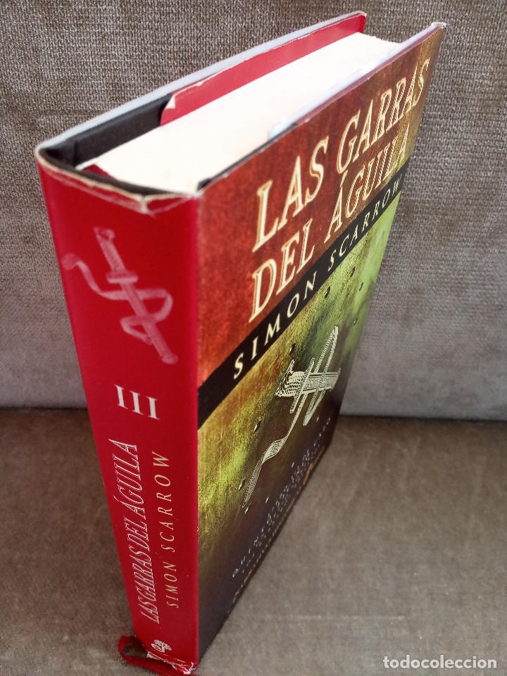 Libros de segunda mano: SIMON SCARROW - LAS GARRAS DEL &Aacute;GUILA - EDHASA, 2003 - Foto 2