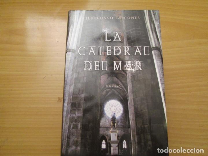 Libros de segunda mano: LA CATEDRAL DEL MAR ILDEFONSO FALCONES - Foto 1