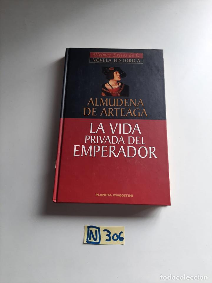 Libros de segunda mano: La vida privada del Emperador - Foto 1