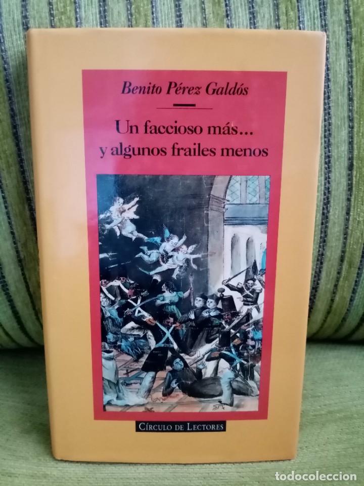 Gebrauchte B&uuml;cher: UN FACCIOSO M&Aacute;S&hellip; Y ALGUNOS FRAILES MENOS