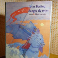 Libros de segunda mano: SANGRE DE REYES DE PETER BERLING. Lote 320629513