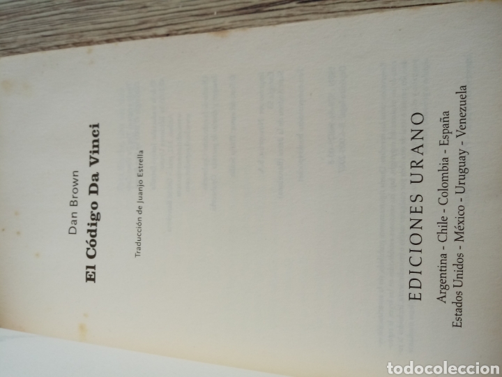Libros de segunda mano: El codigo da Vinci de Dan Brow. - Foto 2