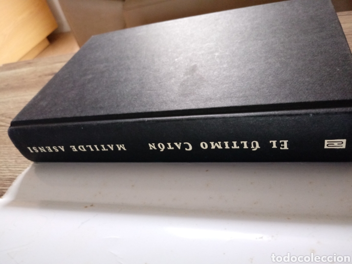Libros de segunda mano: El Ultimo Cat&oacute;n de Matilde Asensi - Foto 6
