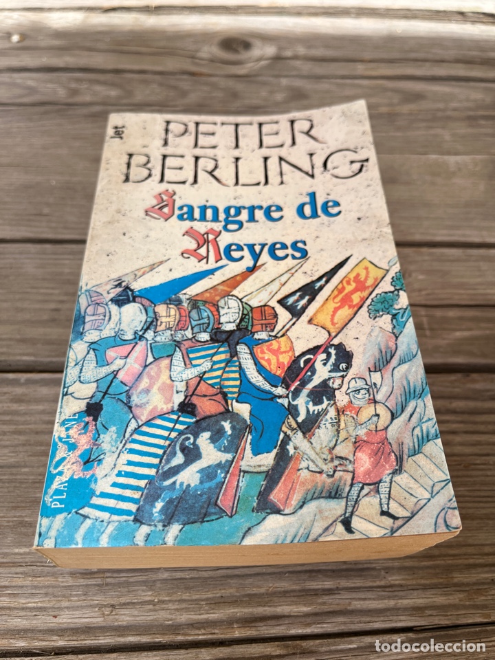 Libros de segunda mano: SANGRE DE REYES. PETER BERLING. - Foto 1