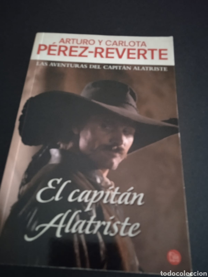 Libros de segunda mano: Libro El Capit&aacute;n Alatriste - Foto 1