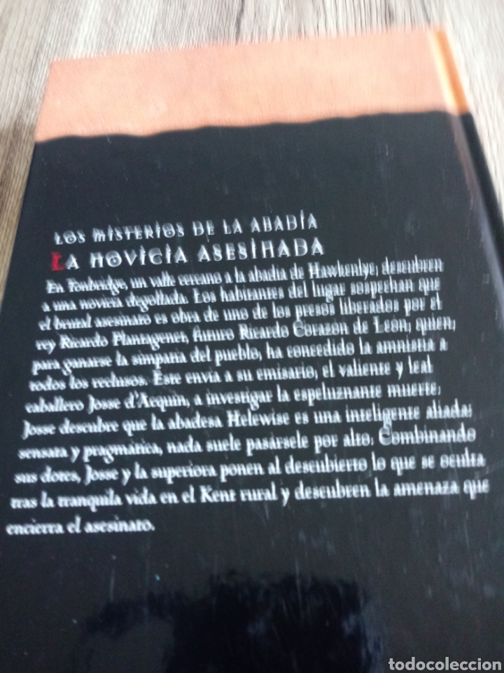 Libros de segunda mano: La novicia asesinada de Alys Clare - Foto 3