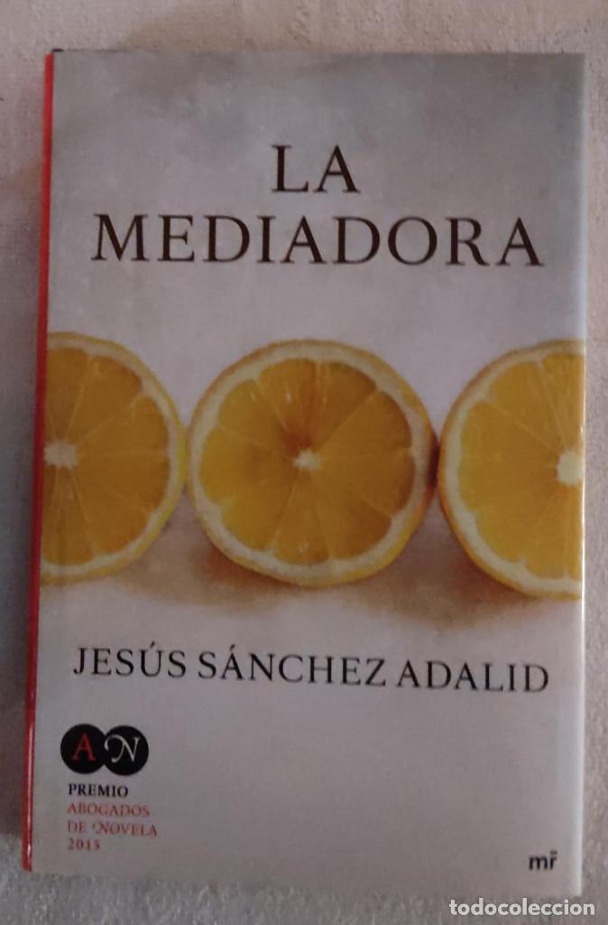 Libros de segunda mano: LA MEDIADORA. - Foto 1
