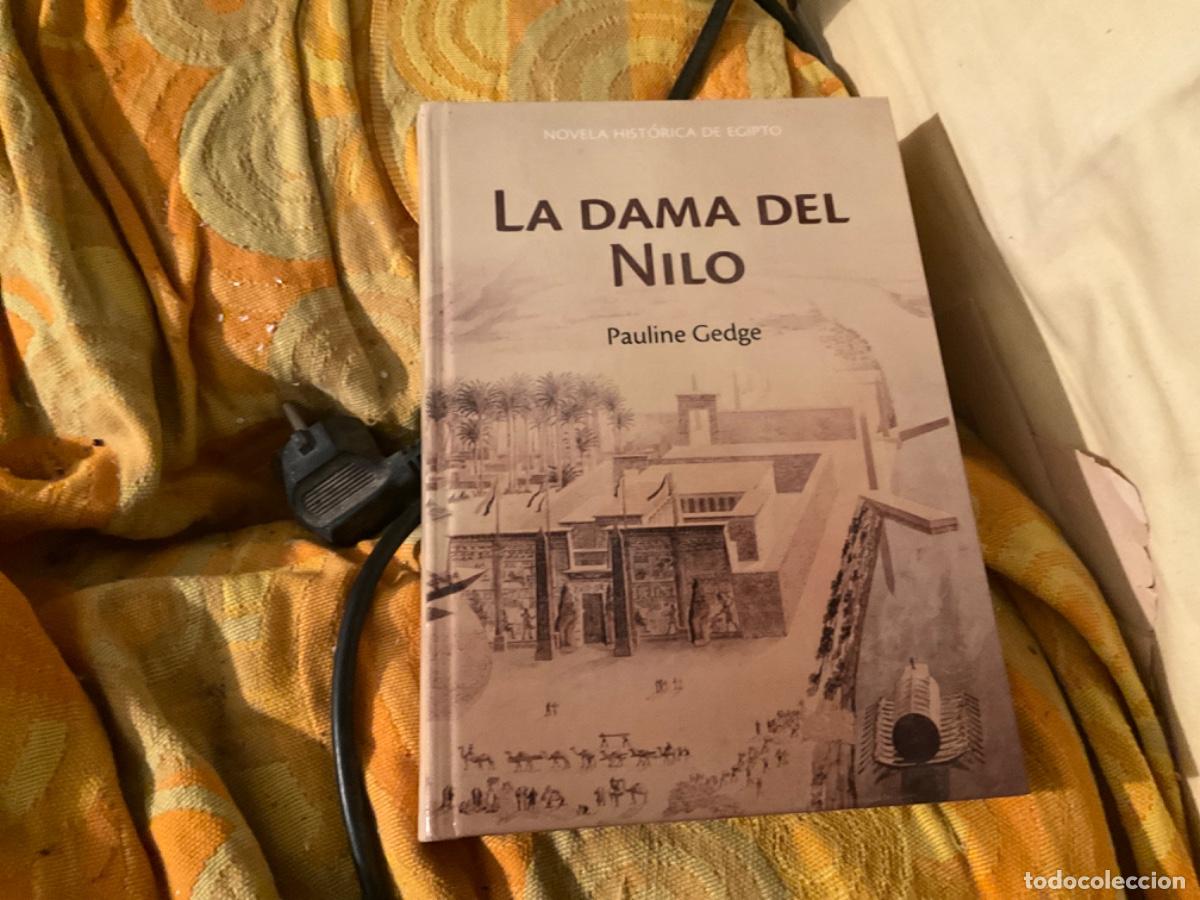 Libri di seconda mano: La dama del nilo pauline Gedge Rba novela historica de egipto