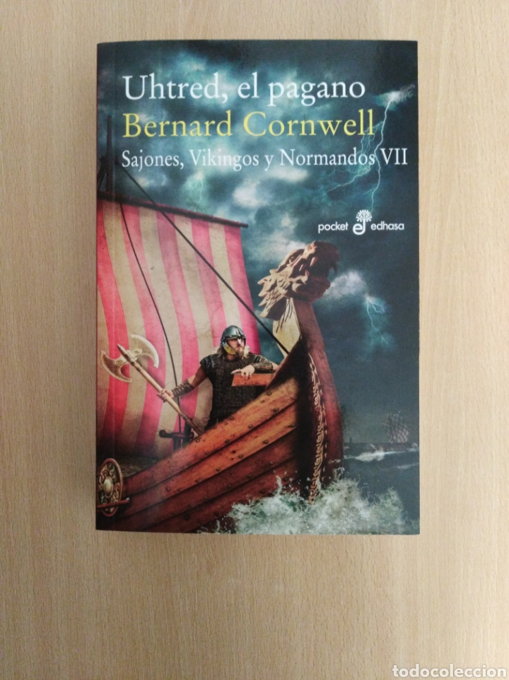 Libros de segunda mano: UHTRED, EL PAGANO. Bernard Cornwell - Foto 1