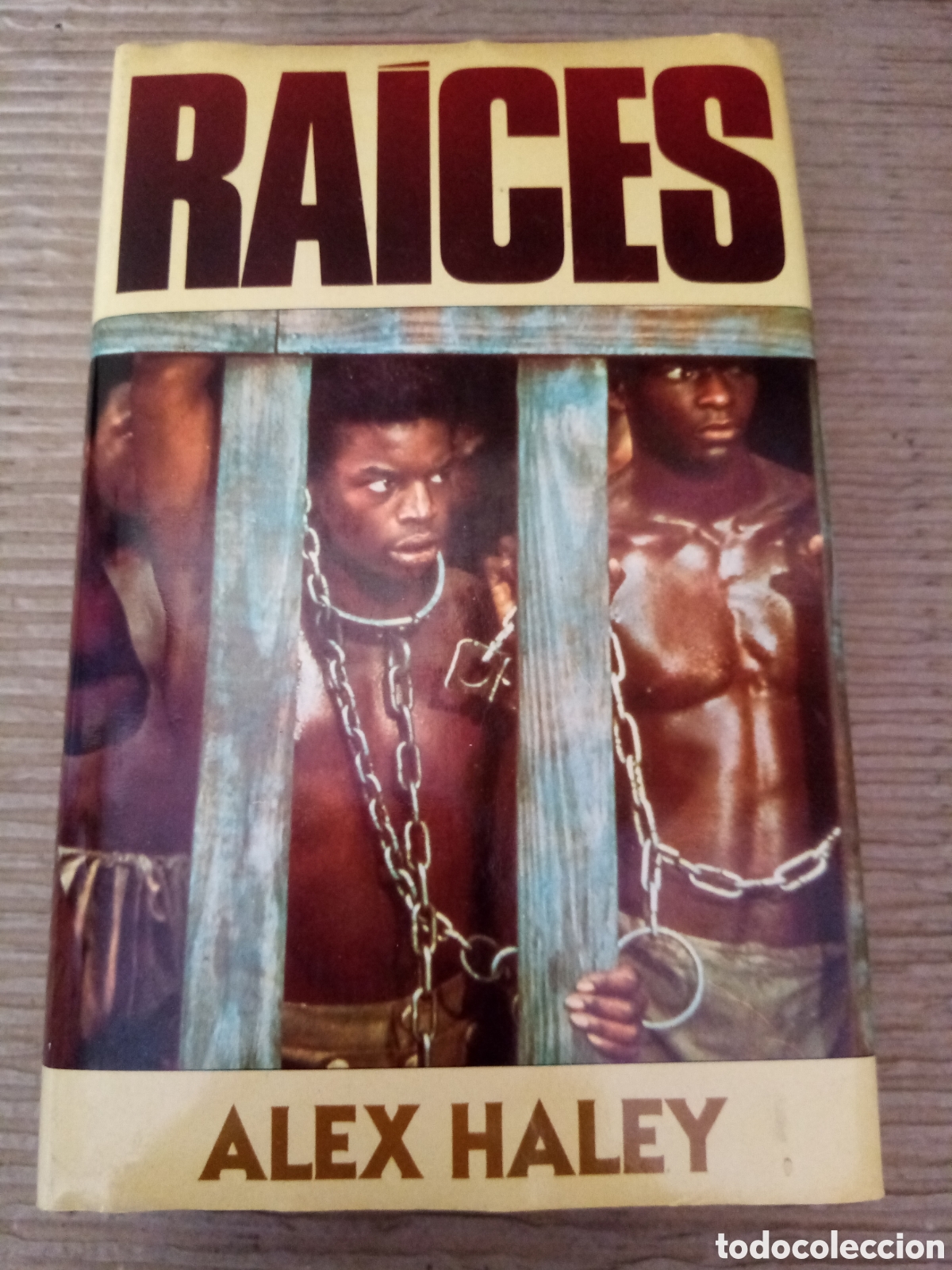 Libros de segunda mano: Ra&iacute;ces -Alex Haley- - Foto 1