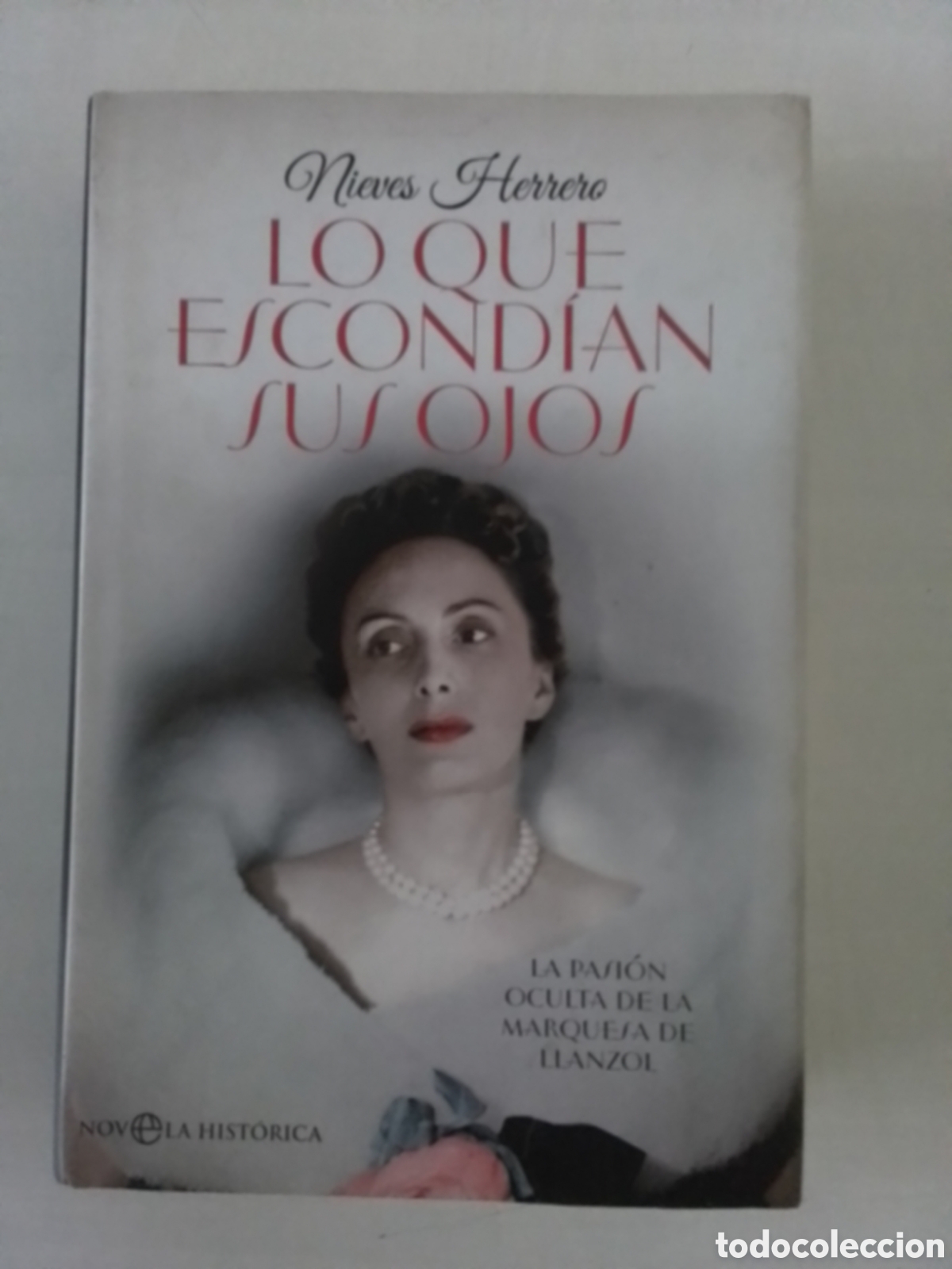 Libros de segunda mano: Libro Nieves Herrero - Foto 1