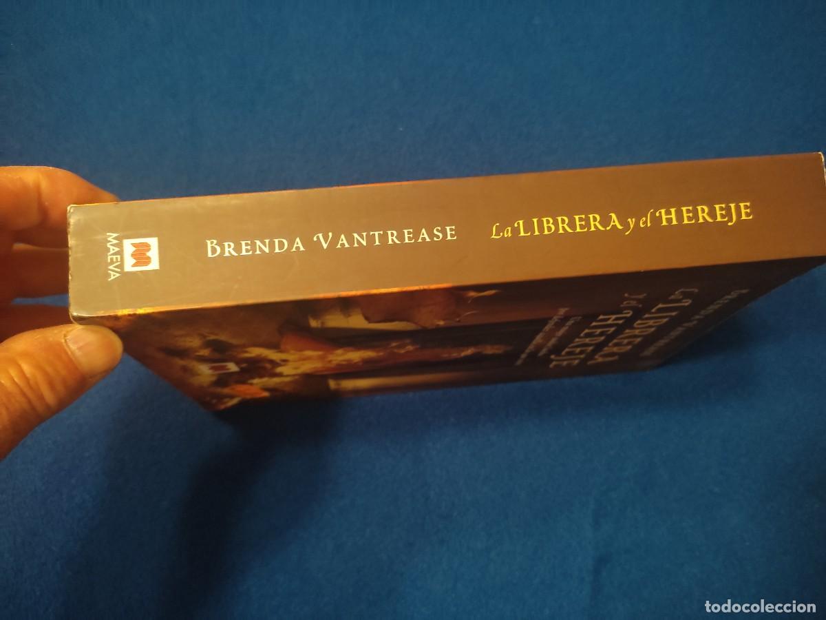 Libros de segunda mano: La Librera y el Hereje Brenda Vantrease Ed. Maeva 2010 - Foto 2
