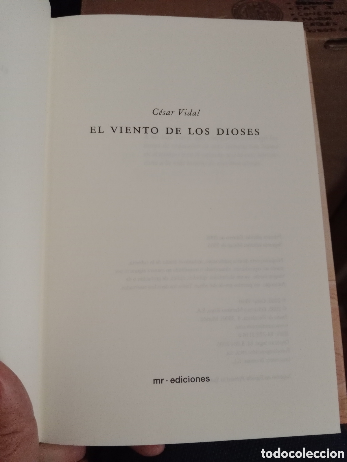 Libros de segunda mano: El viento de los dioses C&eacute;sar Vidal - Mart&iacute;nez Roca - Foto 3