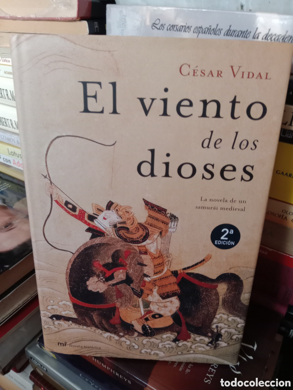 Libros de segunda mano: El viento de los dioses C&eacute;sar Vidal - Mart&iacute;nez Roca - Foto 1