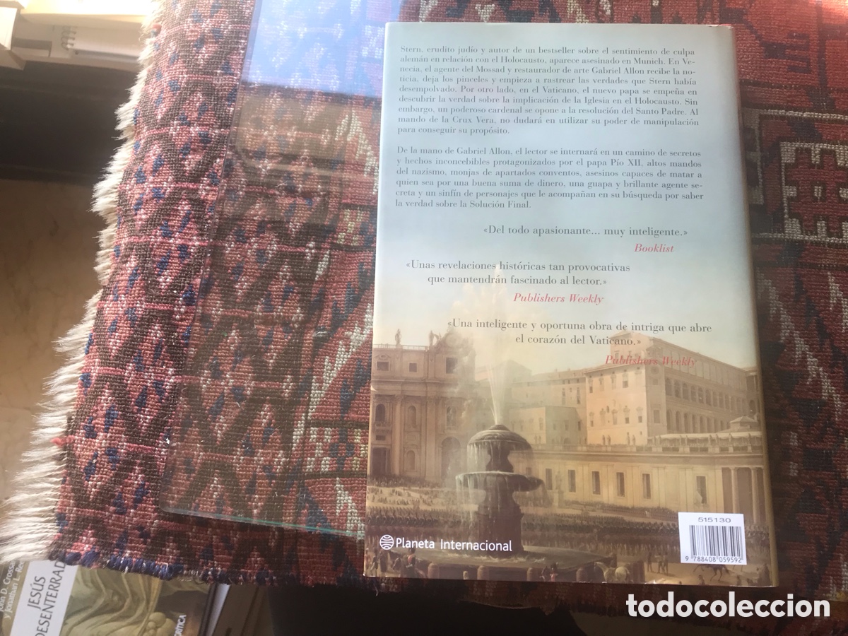 Libros de segunda mano: El confesor. Daniel Silva. Planeta internacional. - Foto 3