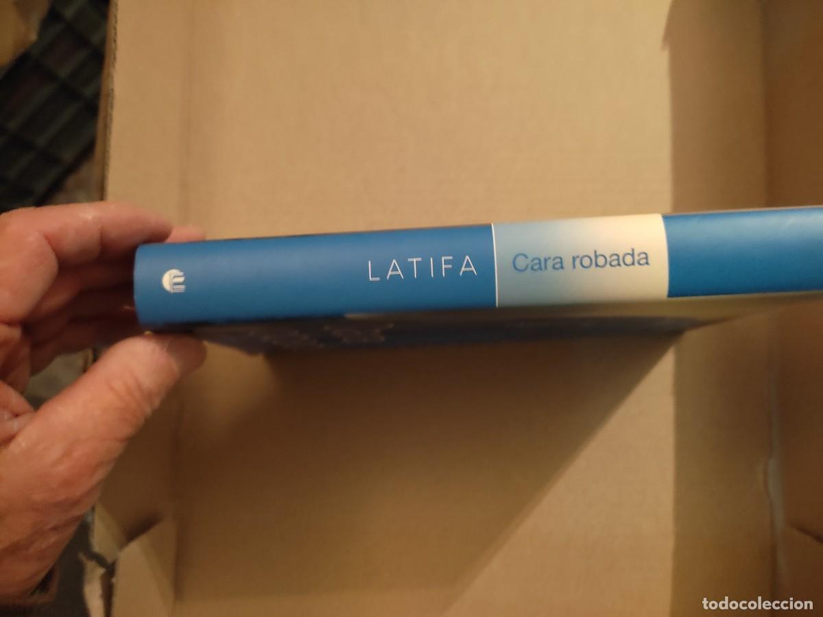 Libros de segunda mano: CARA ROBADA Latifa C&iacute;rculo de Lectores 2001 - Foto 2