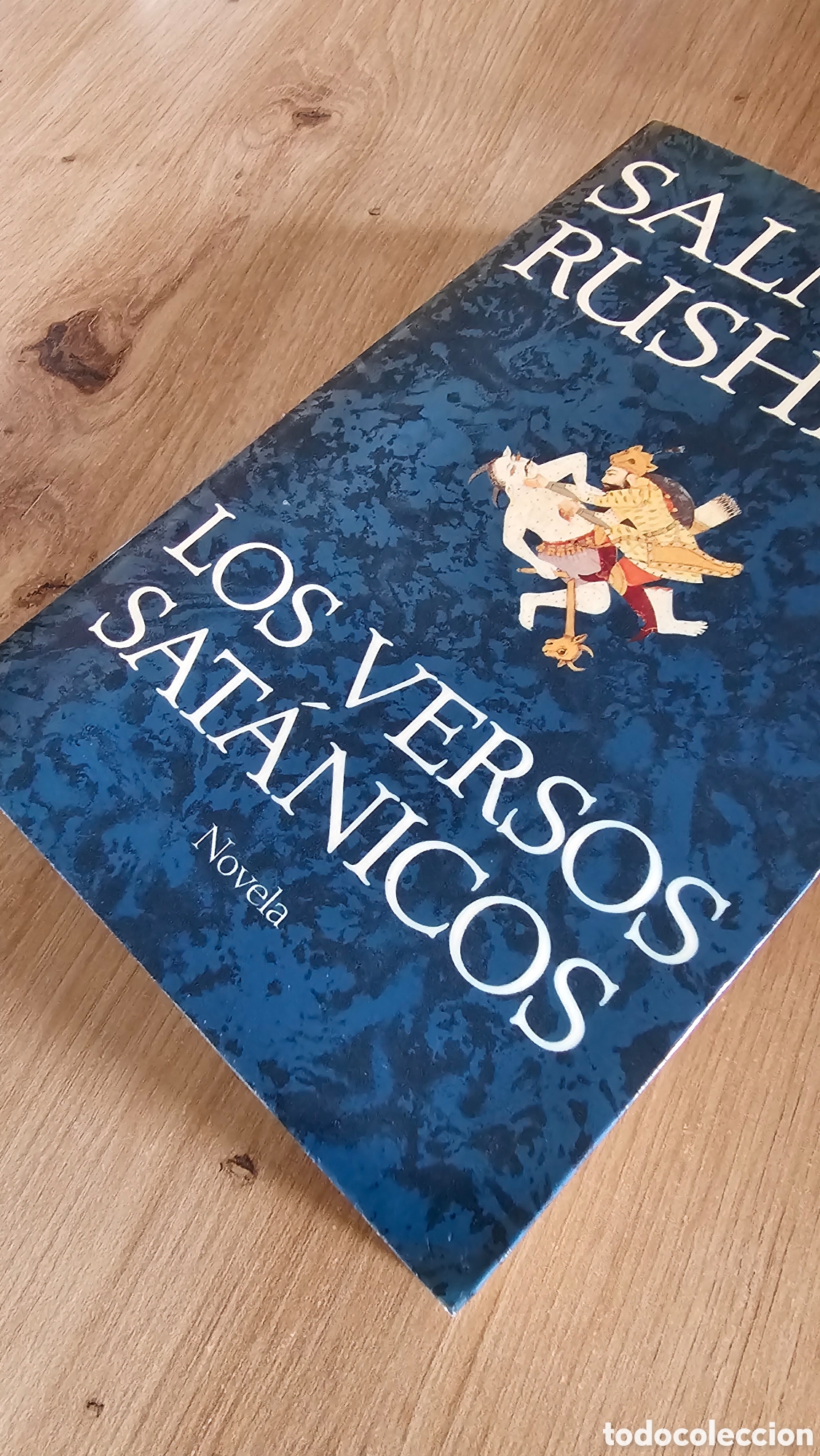 Libros de segunda mano: Los versos sat&aacute;nicos 1 edici&oacute;n - Foto 2