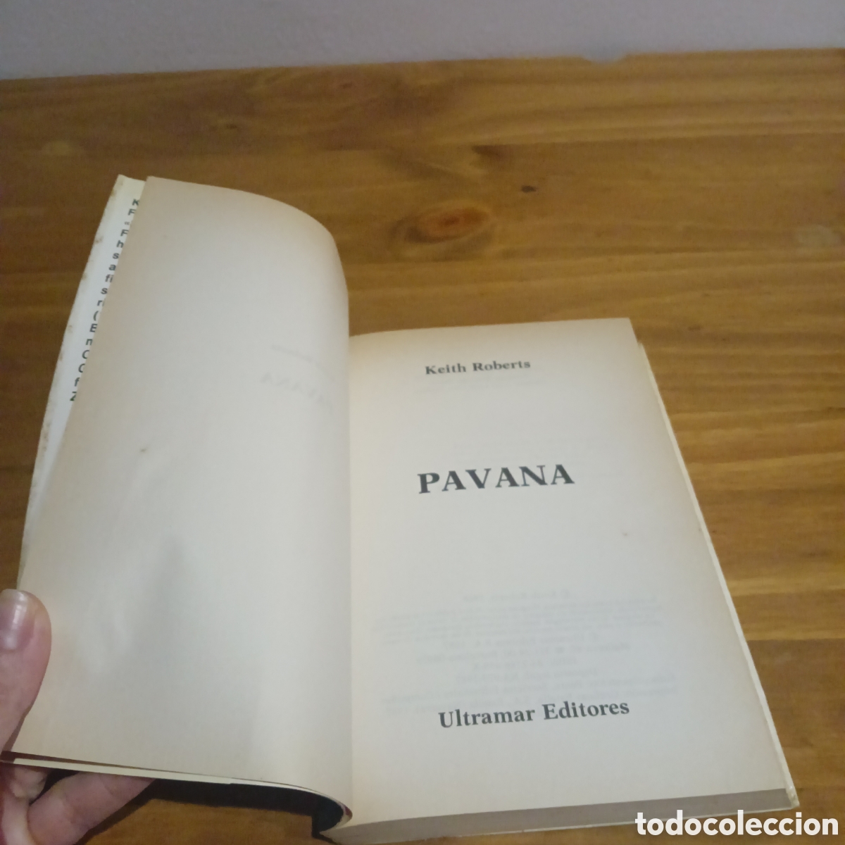 Libros de segunda mano: Pavana . Keith Roberts. - Foto 2