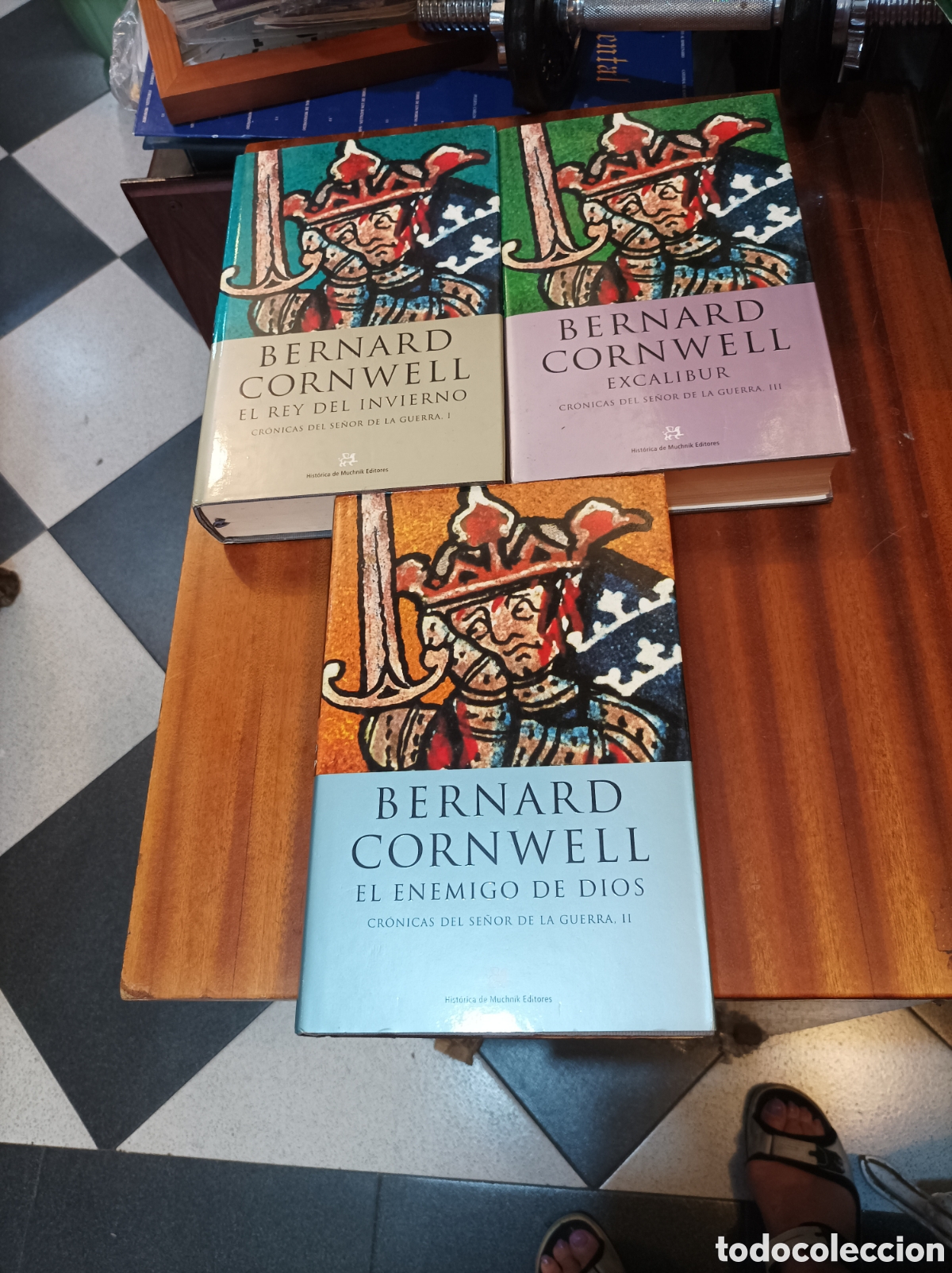Gebrauchte B&uuml;cher: BERNARD CORNEWELL.CRONICAS SE&Ntilde;OR DE LA GUERRA. :EL REY DEL INVIERNO, EXCALIBUR,EL ENEMIGO DE DIOS .