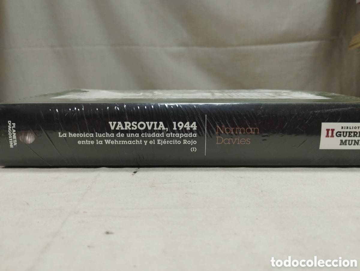 Libros de segunda mano: Varsovia 1944. Norman Davies. - Foto 2
