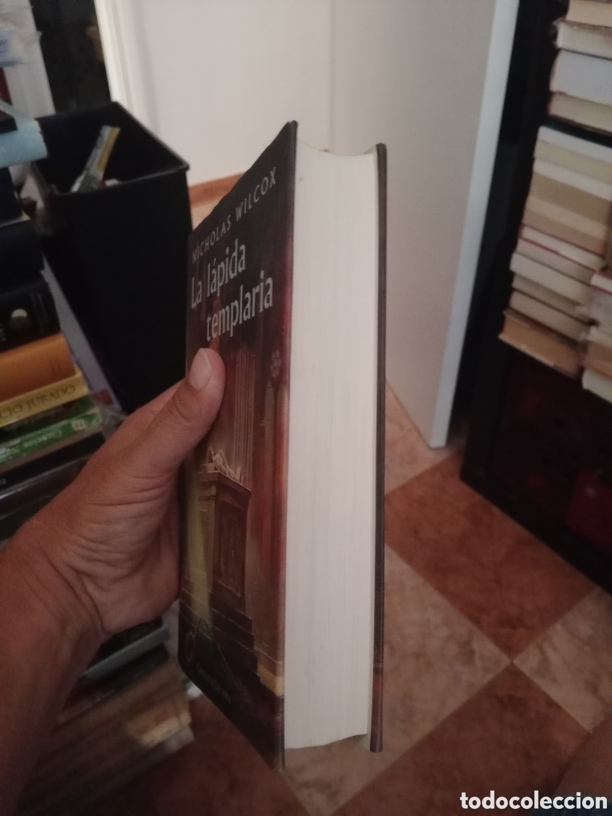 Libros de segunda mano: La l&aacute;pida templaria Nicholas wilcox - Foto 2