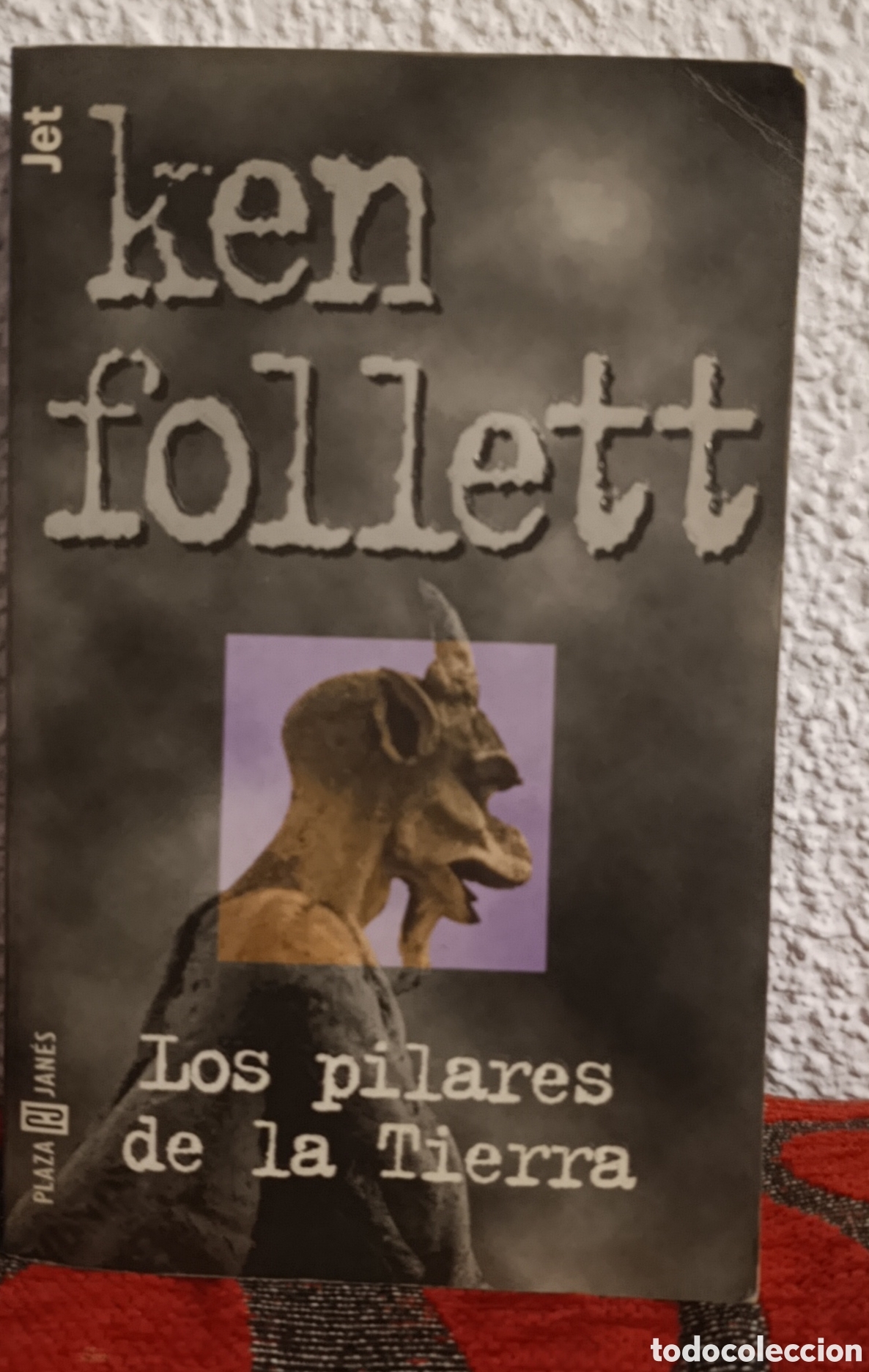 Libros de segunda mano: Libro Los Pilares de la Tierra - Ken Follett (Ed. Bolsillo)