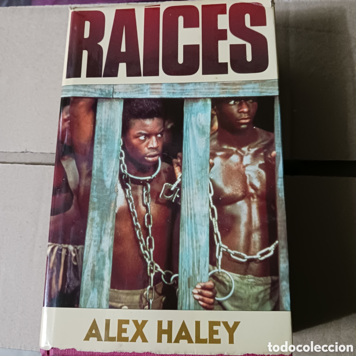 Libros de segunda mano: Ra&iacute;ces de Alex Haley