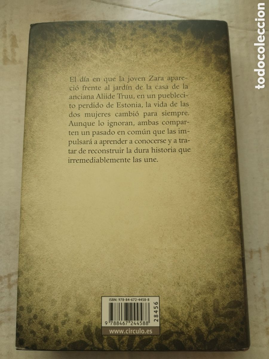 Libros de segunda mano: PURGA/SOF&Iacute; OKSANEN.. - Foto 3