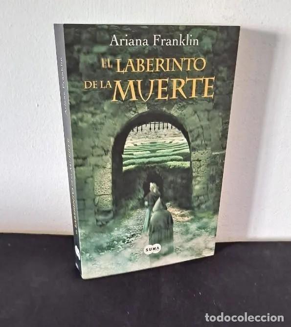 Libri di seconda mano: ARIANA FRANKLIN - EL LABERINTO DE LA MUERTE - SUMA DE LETRAS 2012