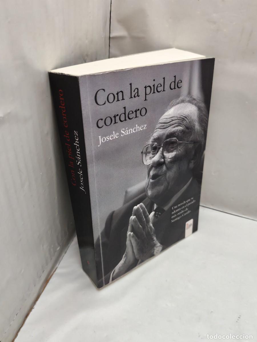 Libros de segunda mano: Con la piel de cordero (Primera edici&oacute;n) - Foto 3
