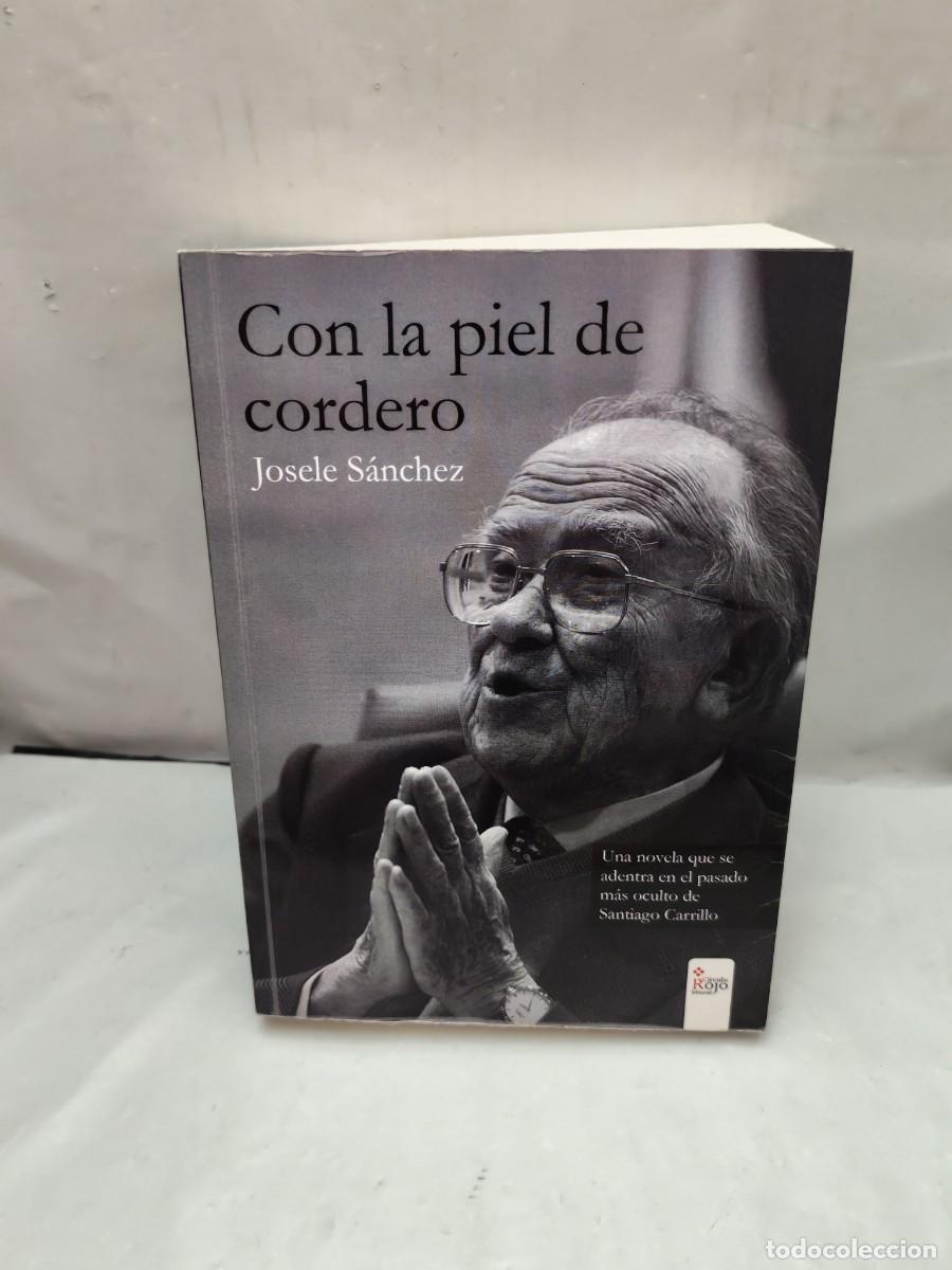 Libros de segunda mano: Con la piel de cordero (Primera edici&oacute;n) - Foto 1