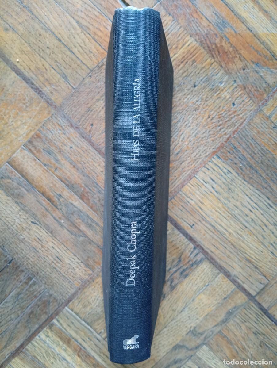 Libros de segunda mano: Deepak Chopra. Hijas de la alegr&iacute;a - Foto 2