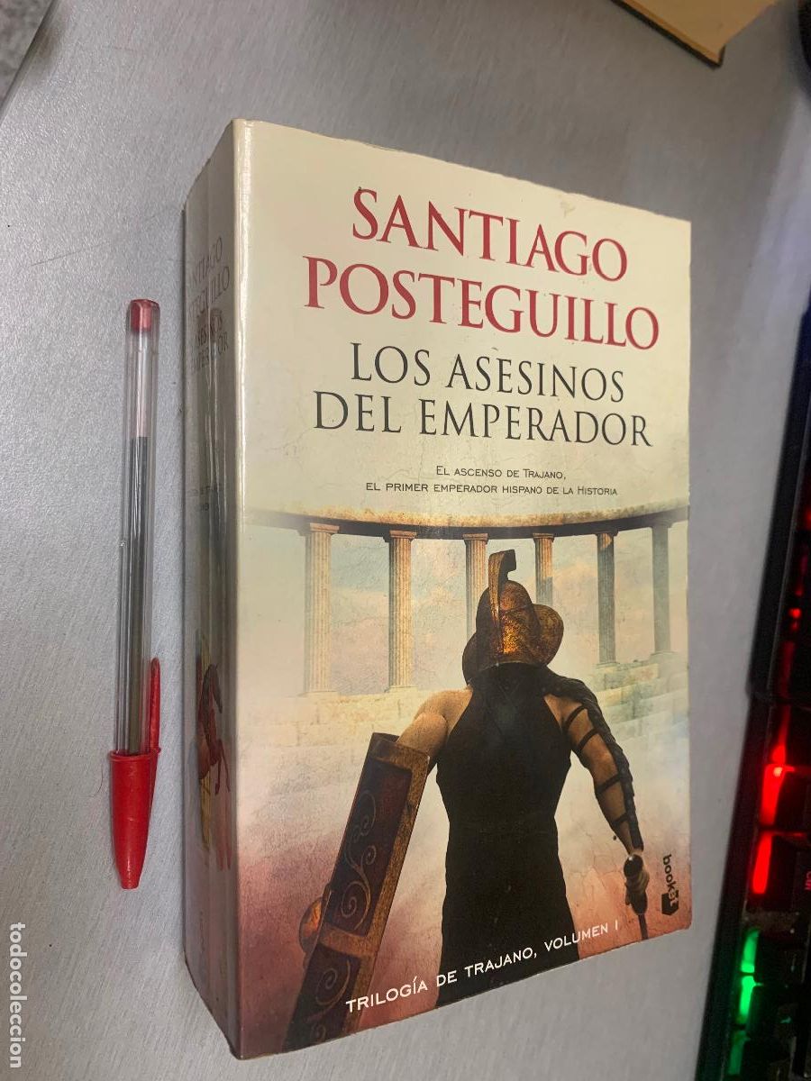 Libros de segunda mano: LOS ASESINOS DEL EMPERADOR / SANTIAGO POSTEGUILLO / PLANETA BOOKET 2017